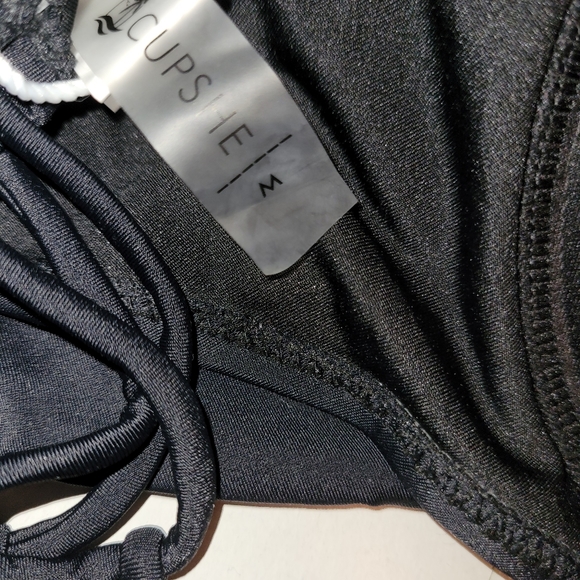 Cute one piece bathing suit - Picture 2 of 4